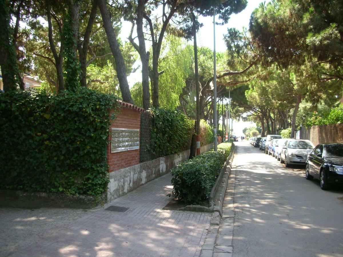 Groc Gava Apartment Bagian luar foto